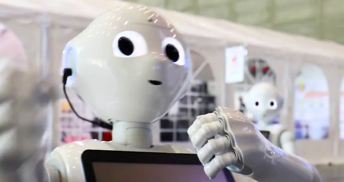 Robot social Pepper utilizado en proyectos tecnológicos y eventos.
